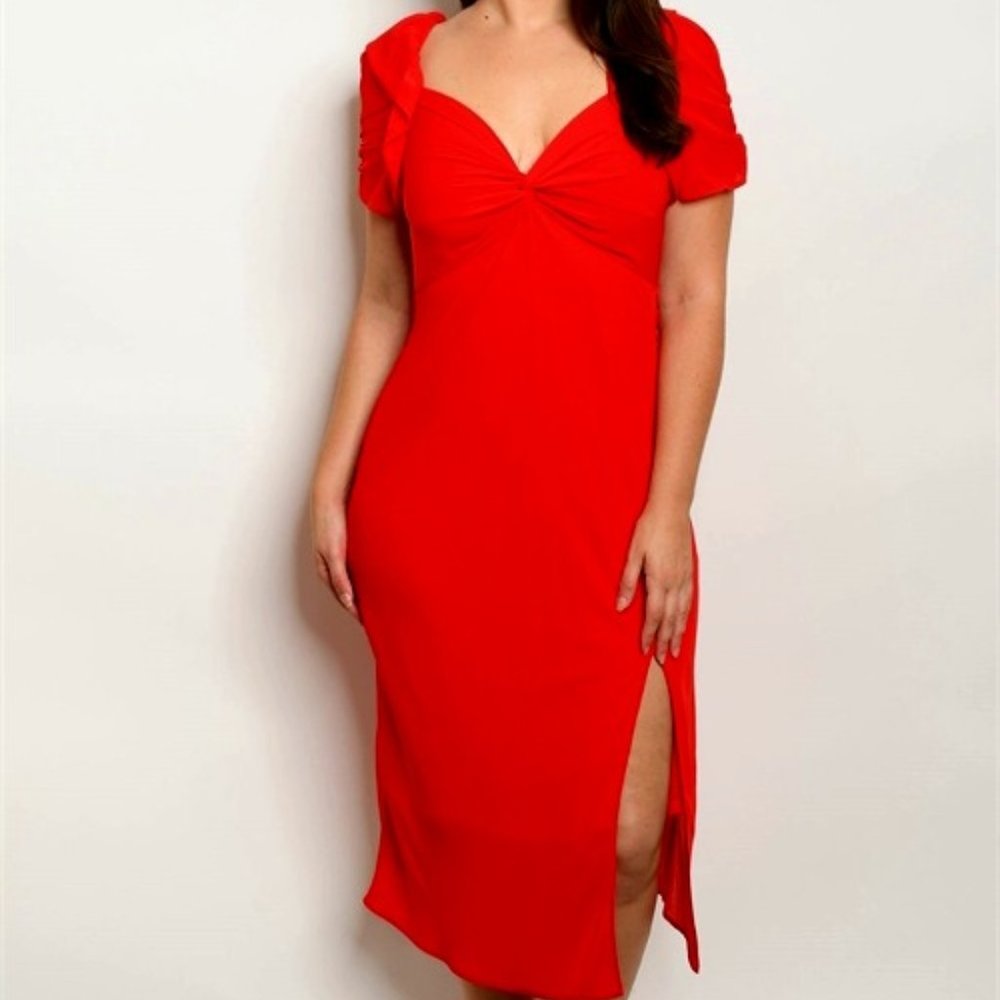 Beauty in Red.  Midi plussize dress
